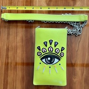 Gorgeous Kenzo Paris crossbody phone case. Perfect for phone & license/cc